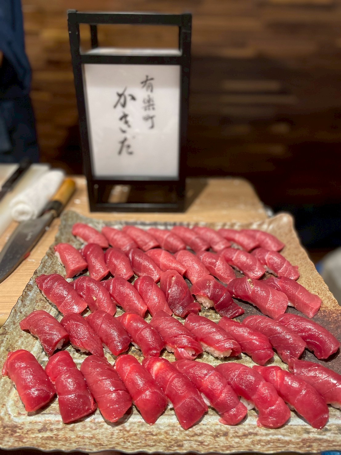 【社内サプライズイベント】出張鮨から進化！124kgのマグロが登場した驚きの夜
